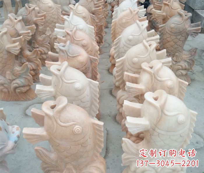 济南晚霞红喷水鲤鱼公园石雕 (2)