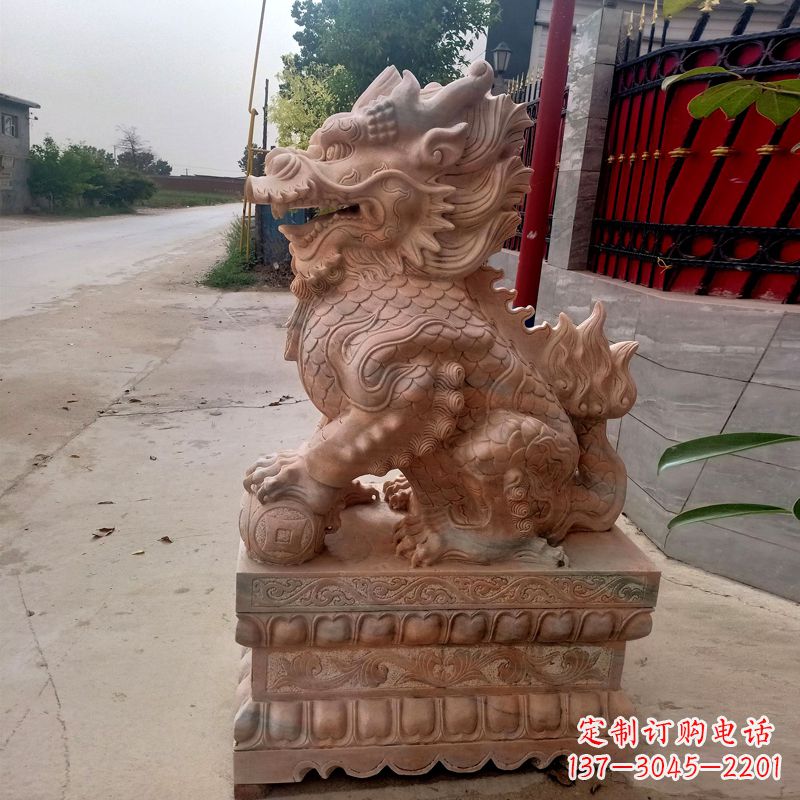 济南晚霞红麒麟石雕