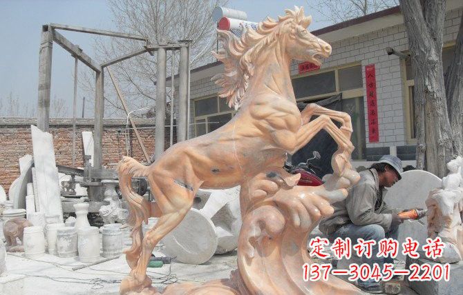 济南晚霞红踏浪奔马石雕222