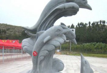 济南青石海豚雕塑由中领雕塑制作，是一款以海豚…