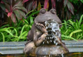 济南青蛙喷泉铜雕，让您的休憩空间更加欢乐