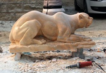 济南中领雕塑：精美雕刻豹雕塑