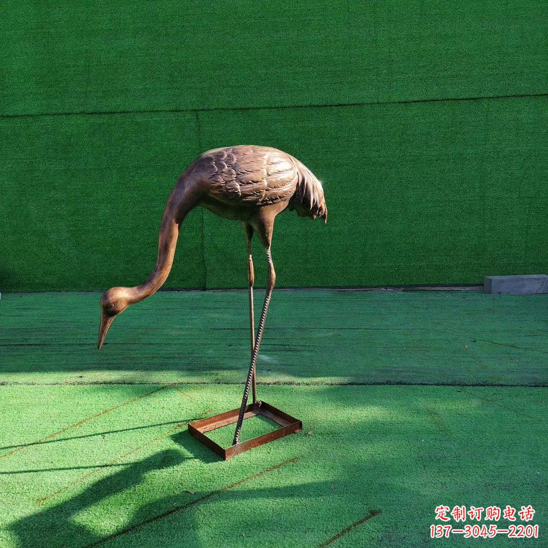 济南仙鹤拉鼓铜雕塑