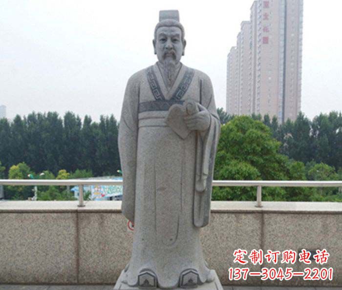 济南先秦法家代表人物商鞅石雕