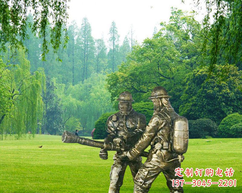 济南消防员灭火铜雕