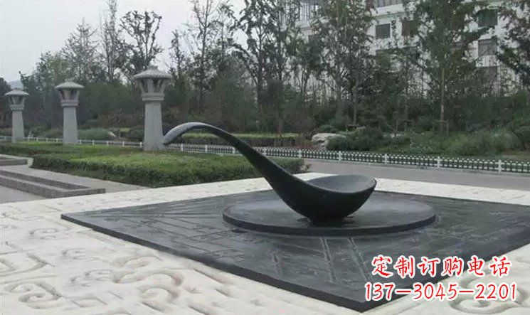 济南校园古代指南针司南铜雕