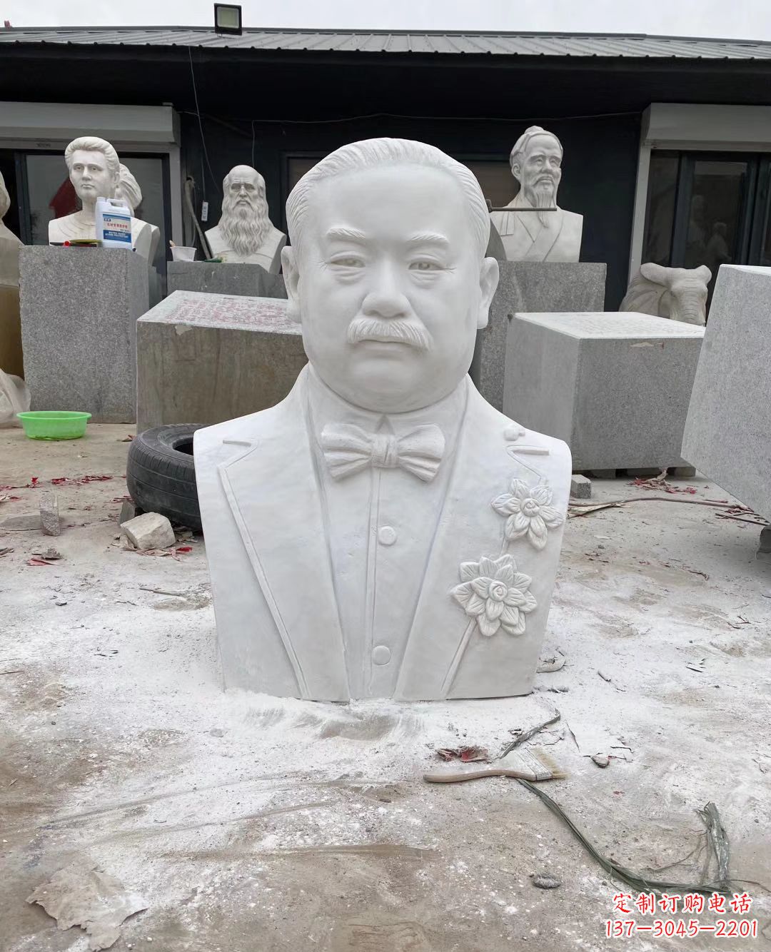 济南校园名人詹天佑头像石雕