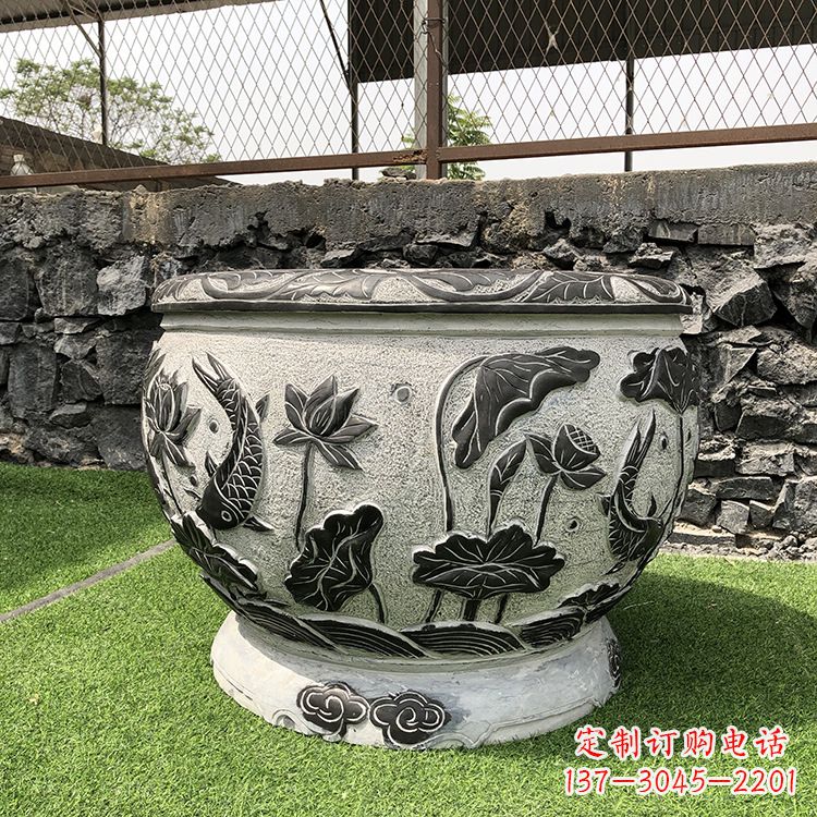 济南鱼纹水缸石雕