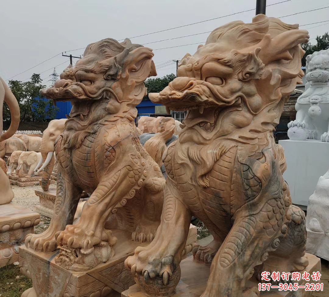 济南园林晚霞红古代招财神兽麒麟石雕