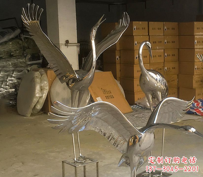 济南园林云中仙鹤不锈钢雕塑