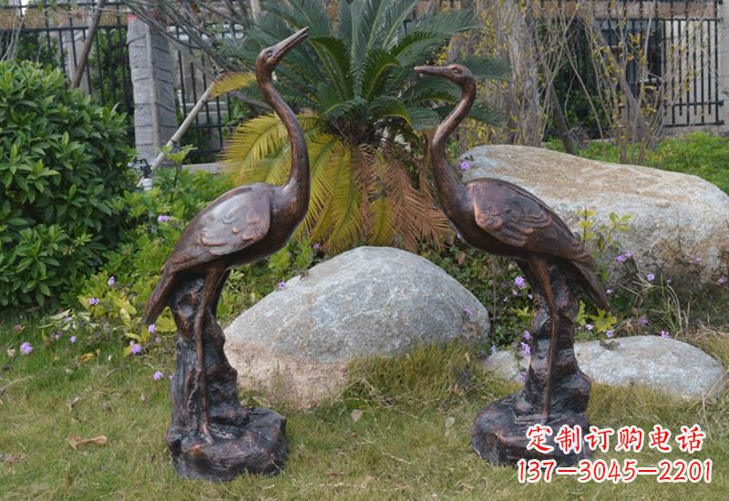 济南站立仙鹤雕塑 (2)