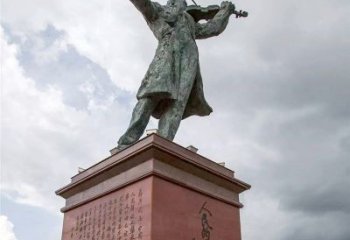 济南音乐家聂耳拉小提琴景观名人雕塑