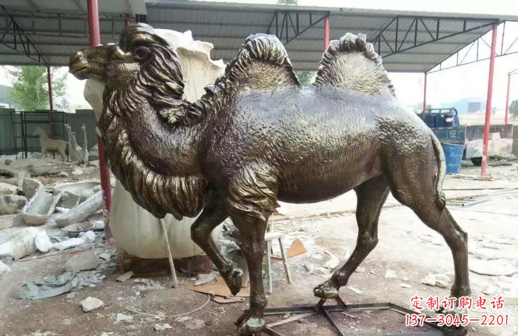 济南铸铜骆驼雕塑 (2)
