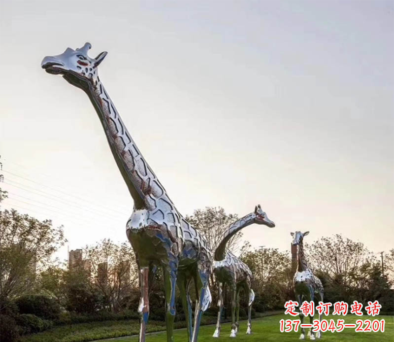 济南不锈钢长颈鹿雕塑