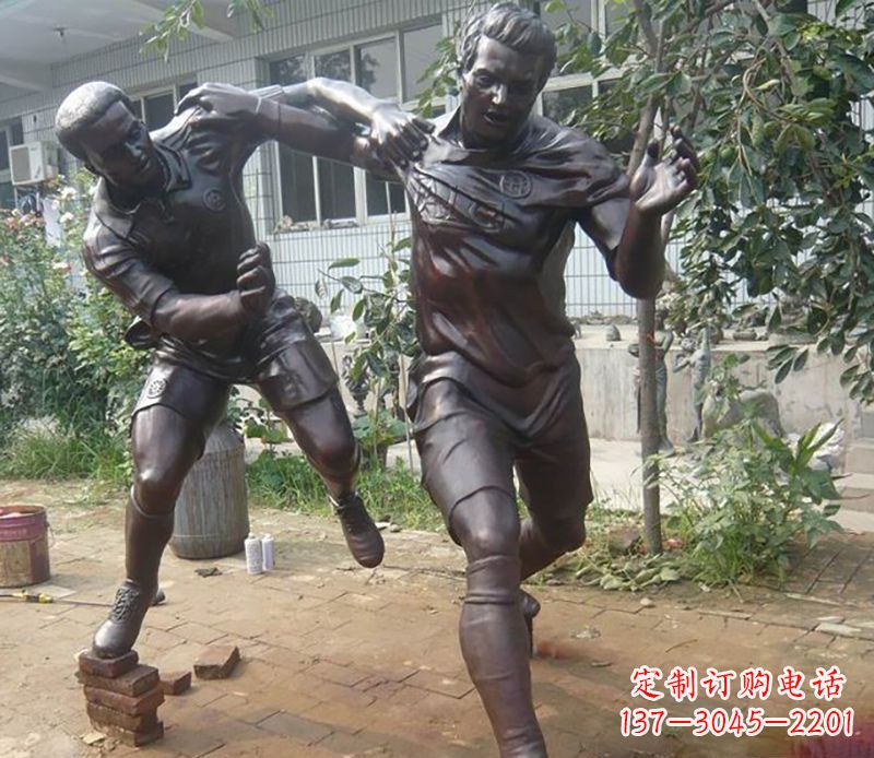 济南足球运动公园人物铜雕